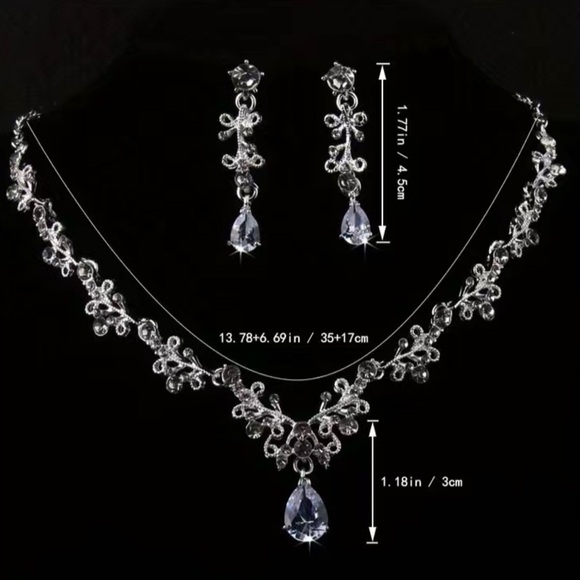 Oval Black Onyx Pendant and Earrings Set with Diamond Accents Elegant Black Zircon Necklace And Earrings Set